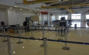 Dentro do SJK Airport
