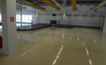 Dentro do SJK Airport